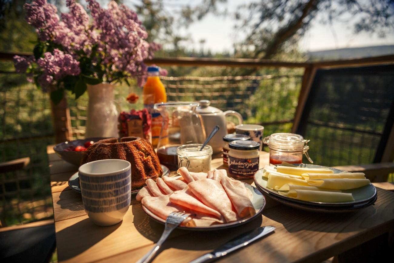 Treehouse Stvořilda, Treehouse stromový dům, dům na stromě, stromhouse, glamping v čr